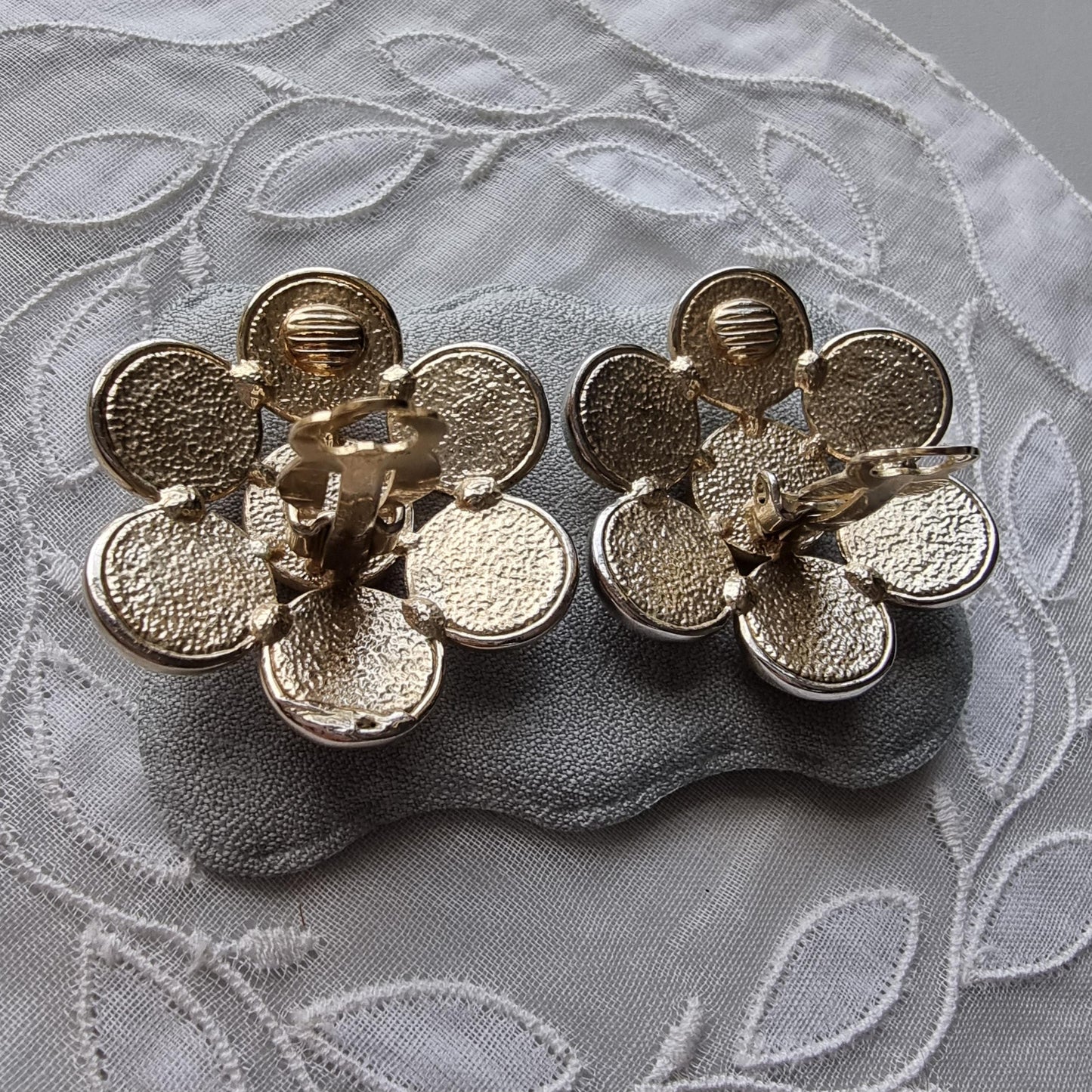 Clip on - Statement Pearl and Crystals Flower Clip on Earrings