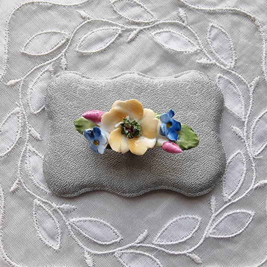 Brooch - Small Porcelain Flower Cluster Brooch