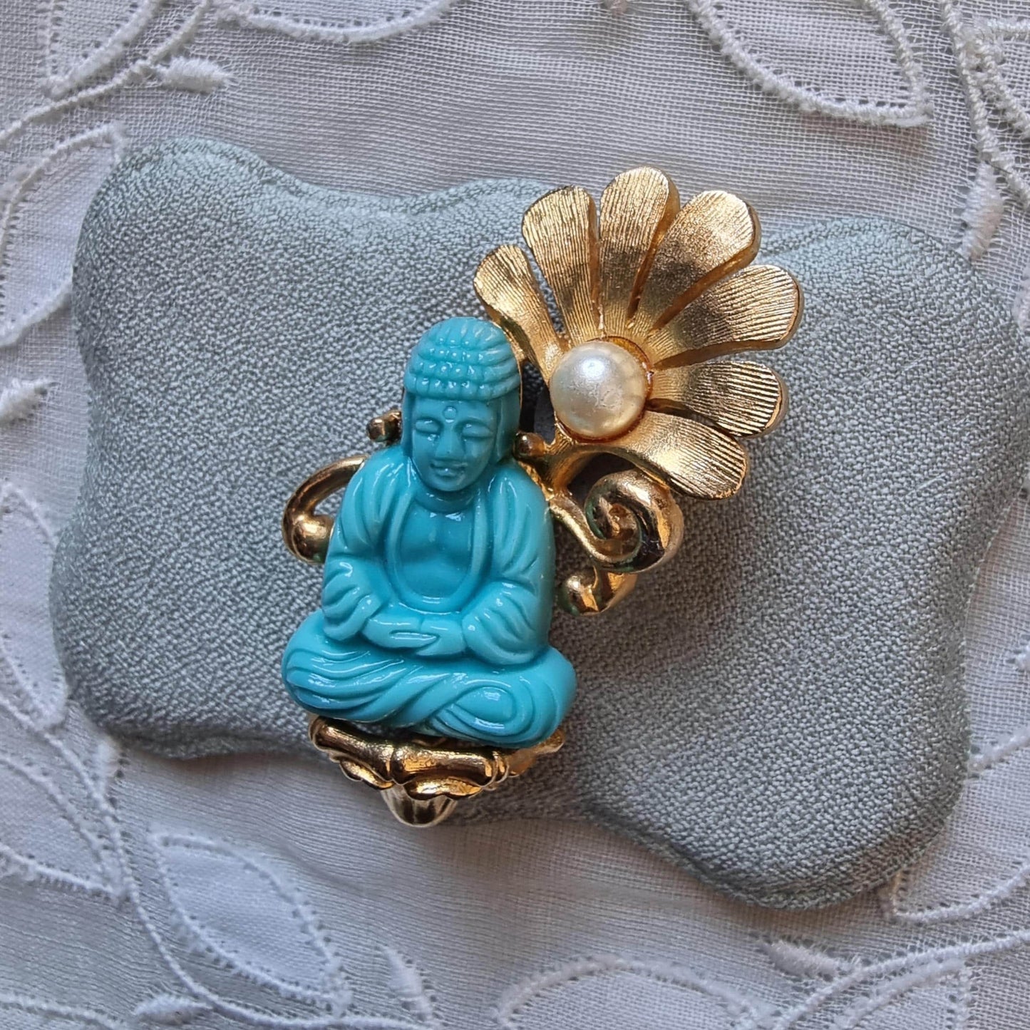 Brooch - Vintage Turquoise Acrylic Buddha and Pearl Flower Brooch