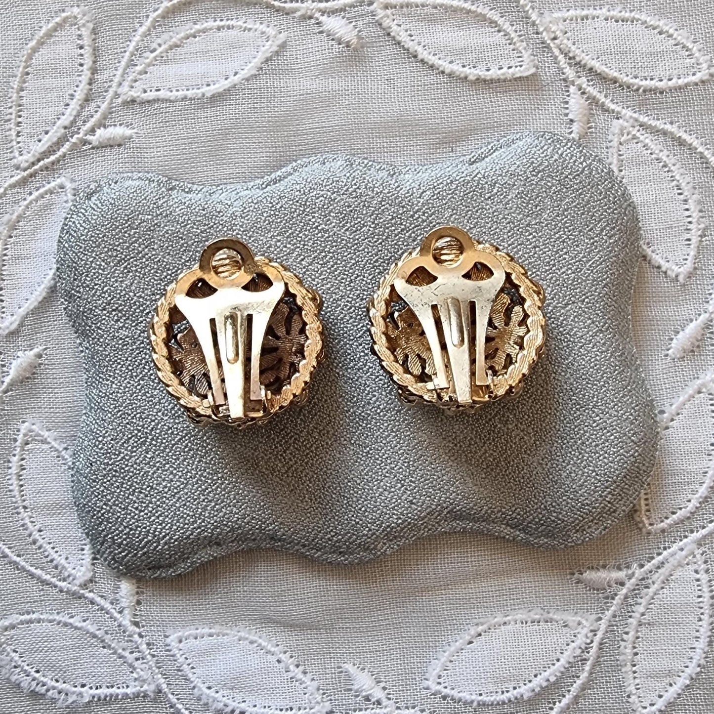 Clip on - Green Enamel Flower Cluster Clip on Earrings