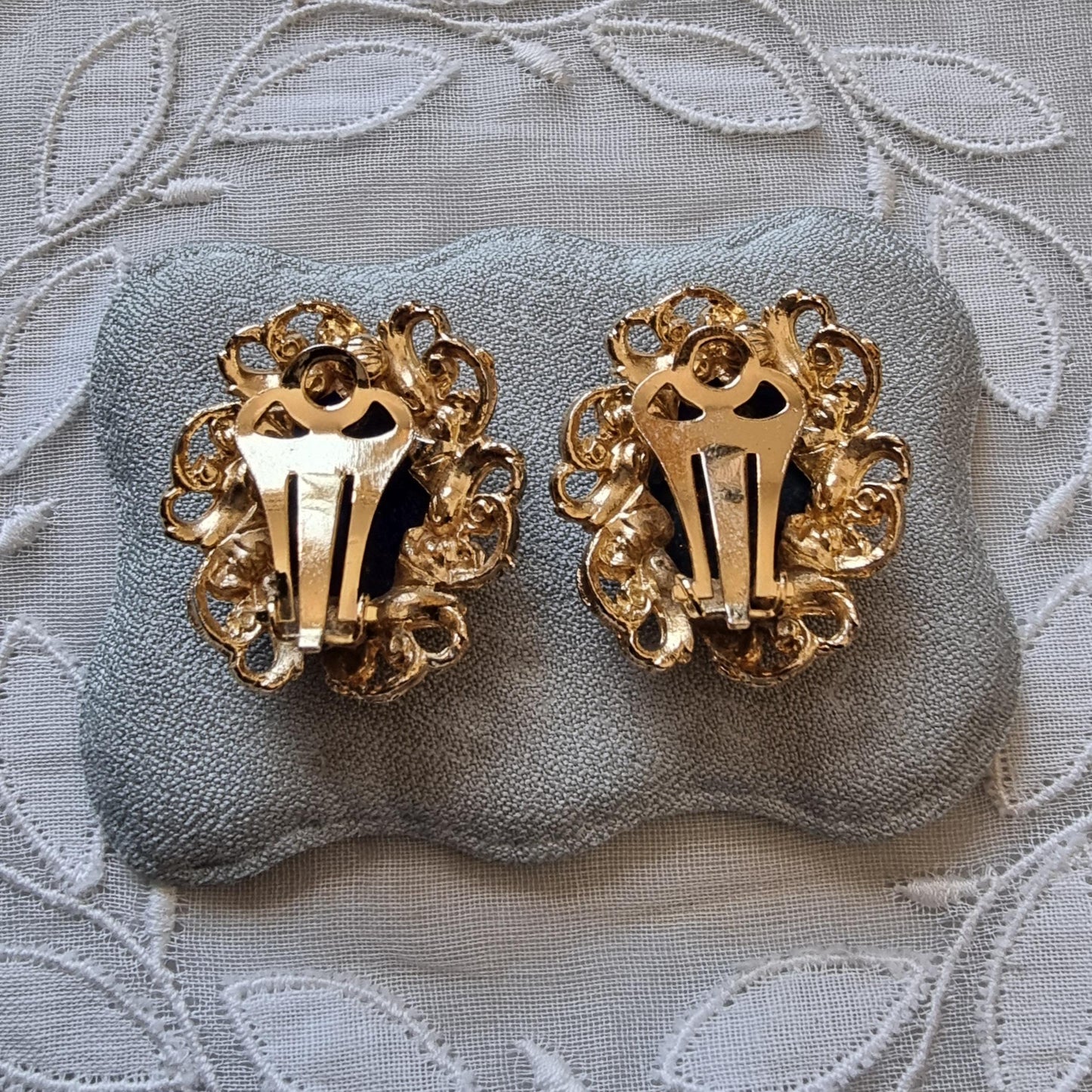 Clip on - Gold Swirls Lapis Lazuli Glass Cabochon Clip on Earrings