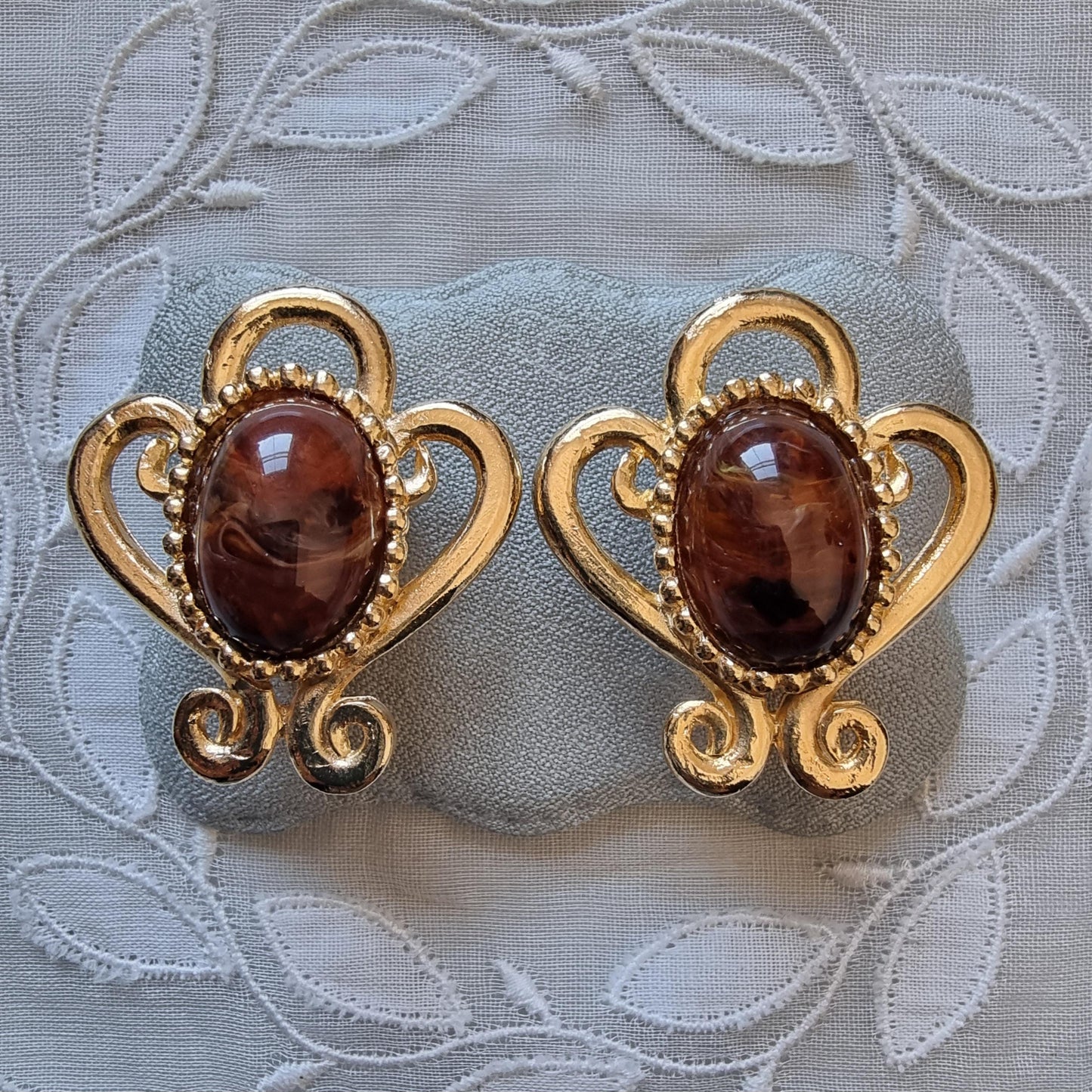 Clip on - Gold Wirework Brown Marbled Glass Cabochon Clip On Earrings