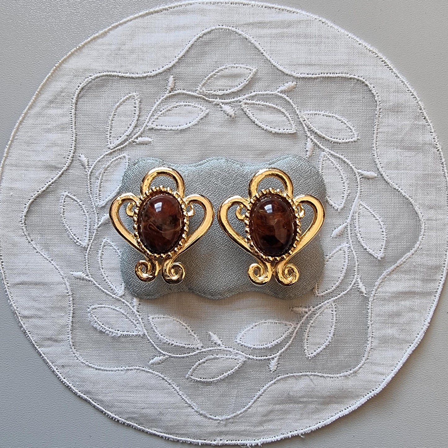 Clip on - Gold Wirework Brown Marbled Glass Cabochon Clip On Earrings