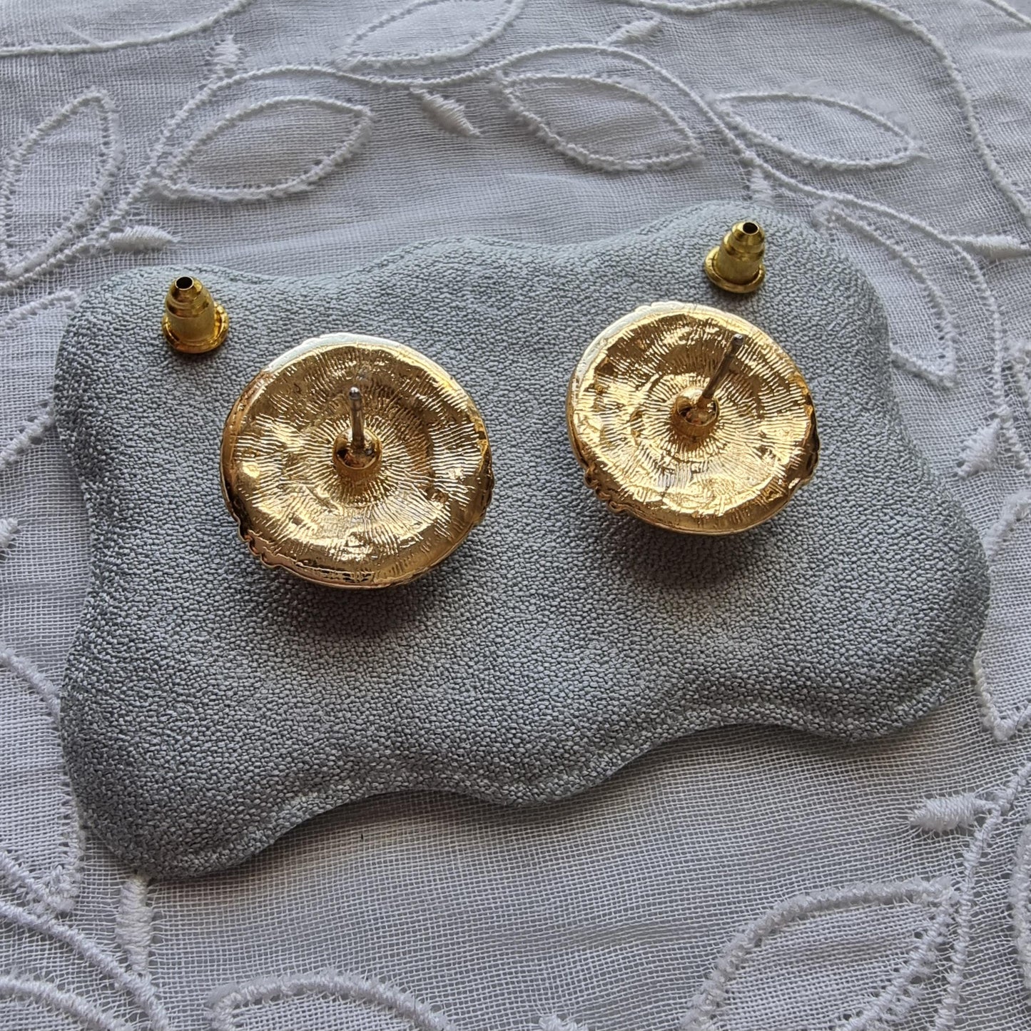 Posts - Gold and Crystals Swirl Pearl Stud Earrings