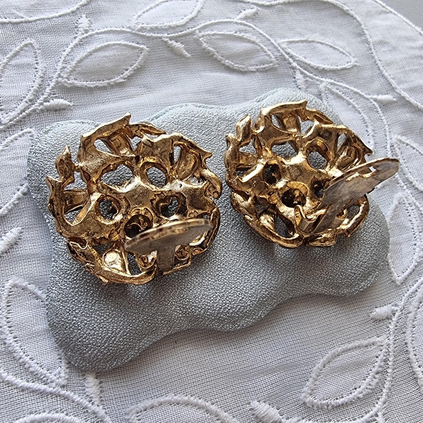 Clip on - Blue and Clear Crystals Wreath Clip on Earrings