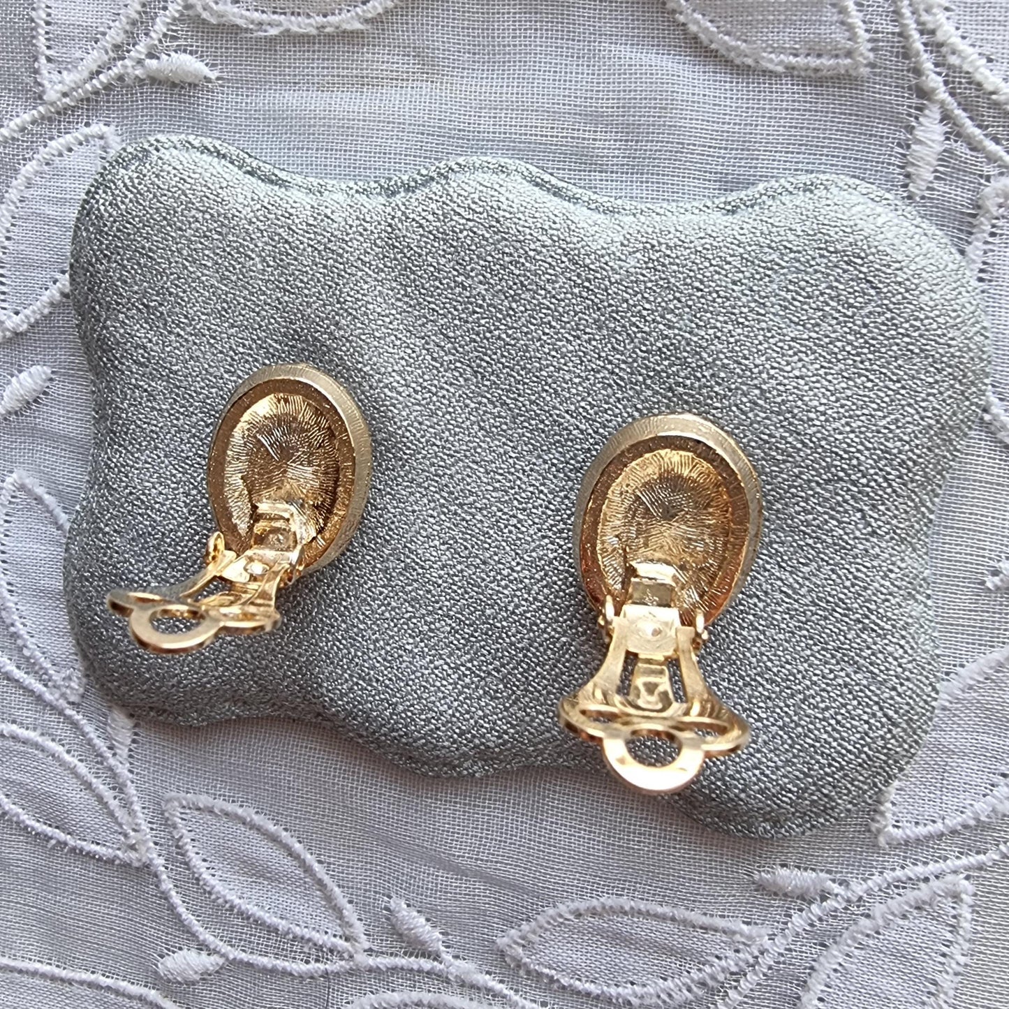 Clip on - Purple and Clear Crystals Clip On Earrings