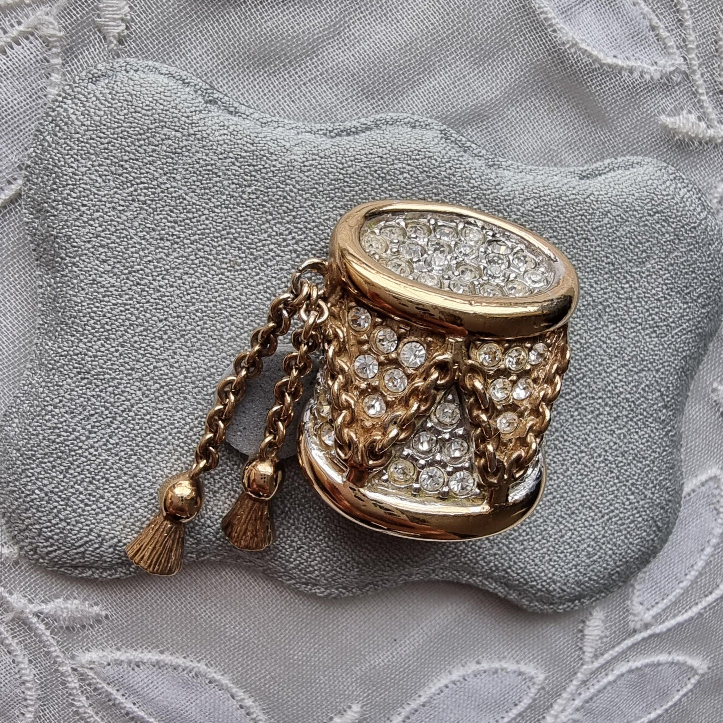 Brooch - iG Gold Crystal Drum with Tassel Chain Brooch