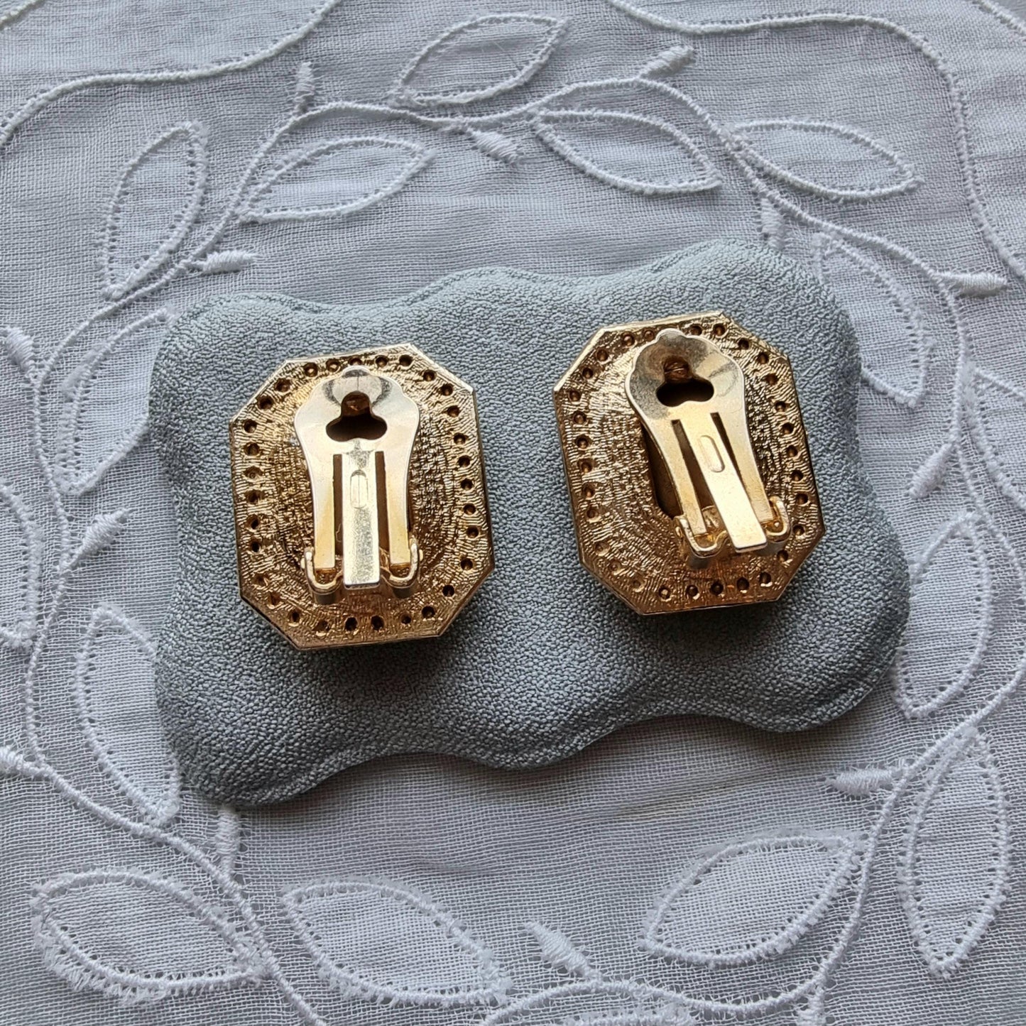 Clip on - Octagonal Green and Clear Crystals Clip On Earrings