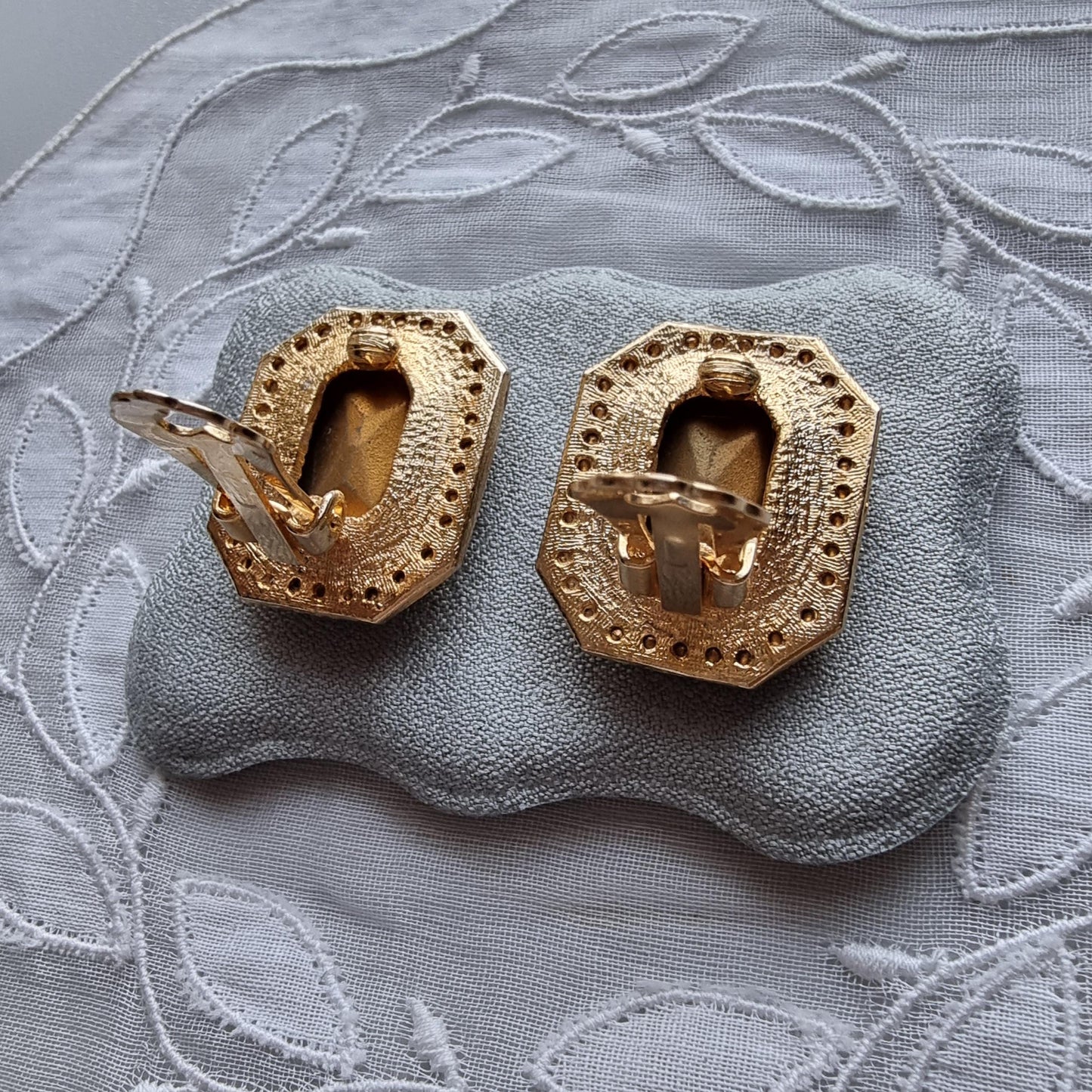 Clip on - Octagonal Green and Clear Crystals Clip On Earrings