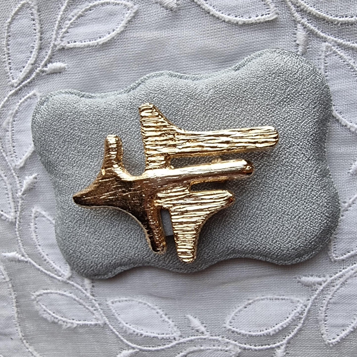 Brooch - Gold Abstract Contrast Texture Brooch