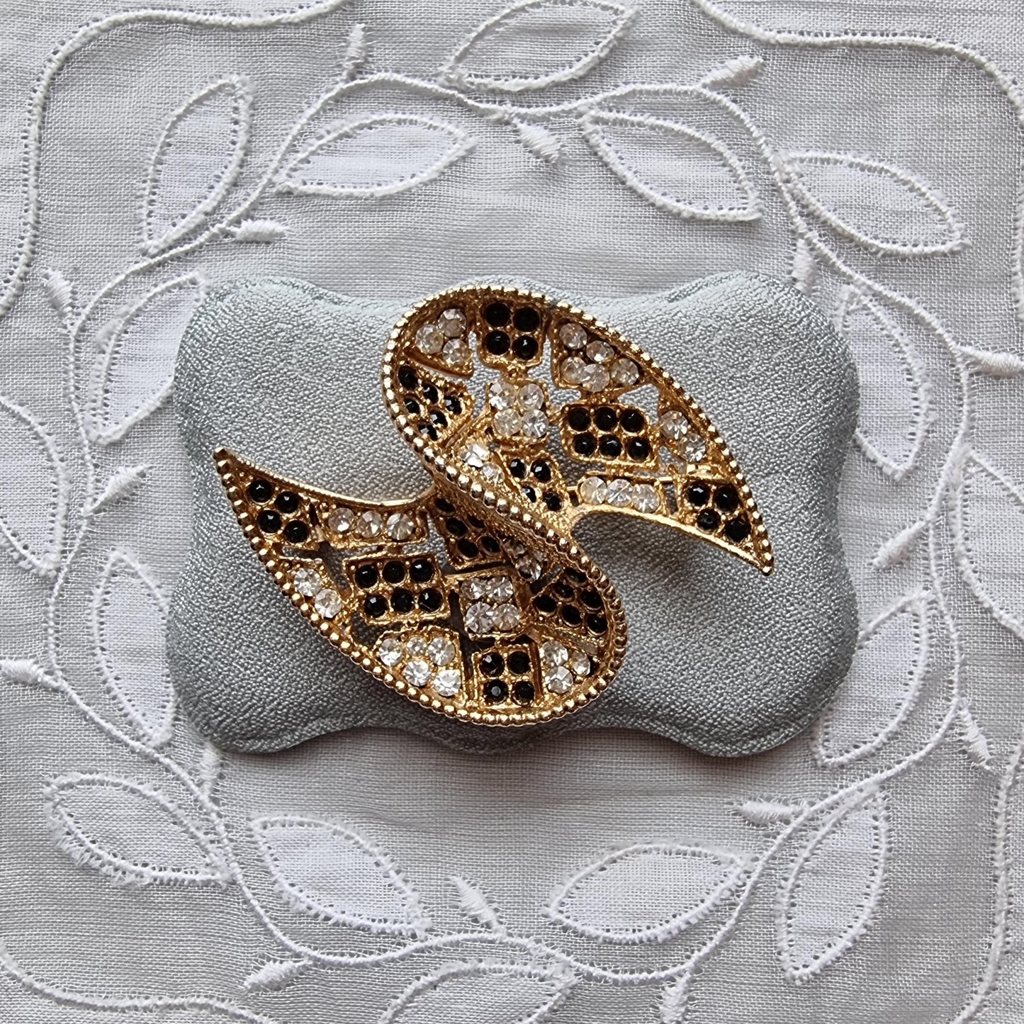 Brooch - Black and Clear Crystals Swirl Brooch