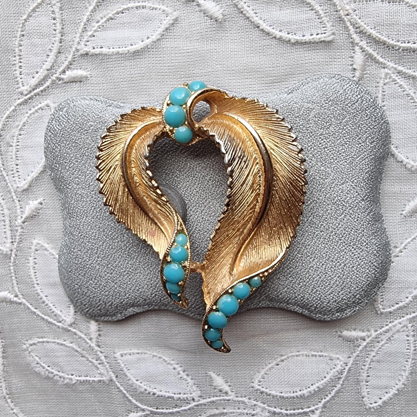 Brooch - Sphinx Gold Turquoise Leaf Brooch