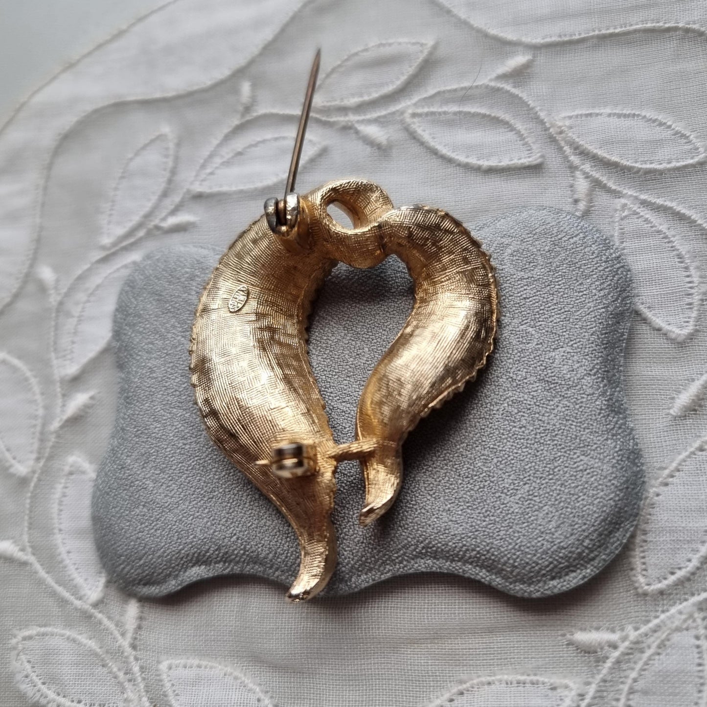 Brooch - Sphinx Gold Turquoise Leaf Brooch