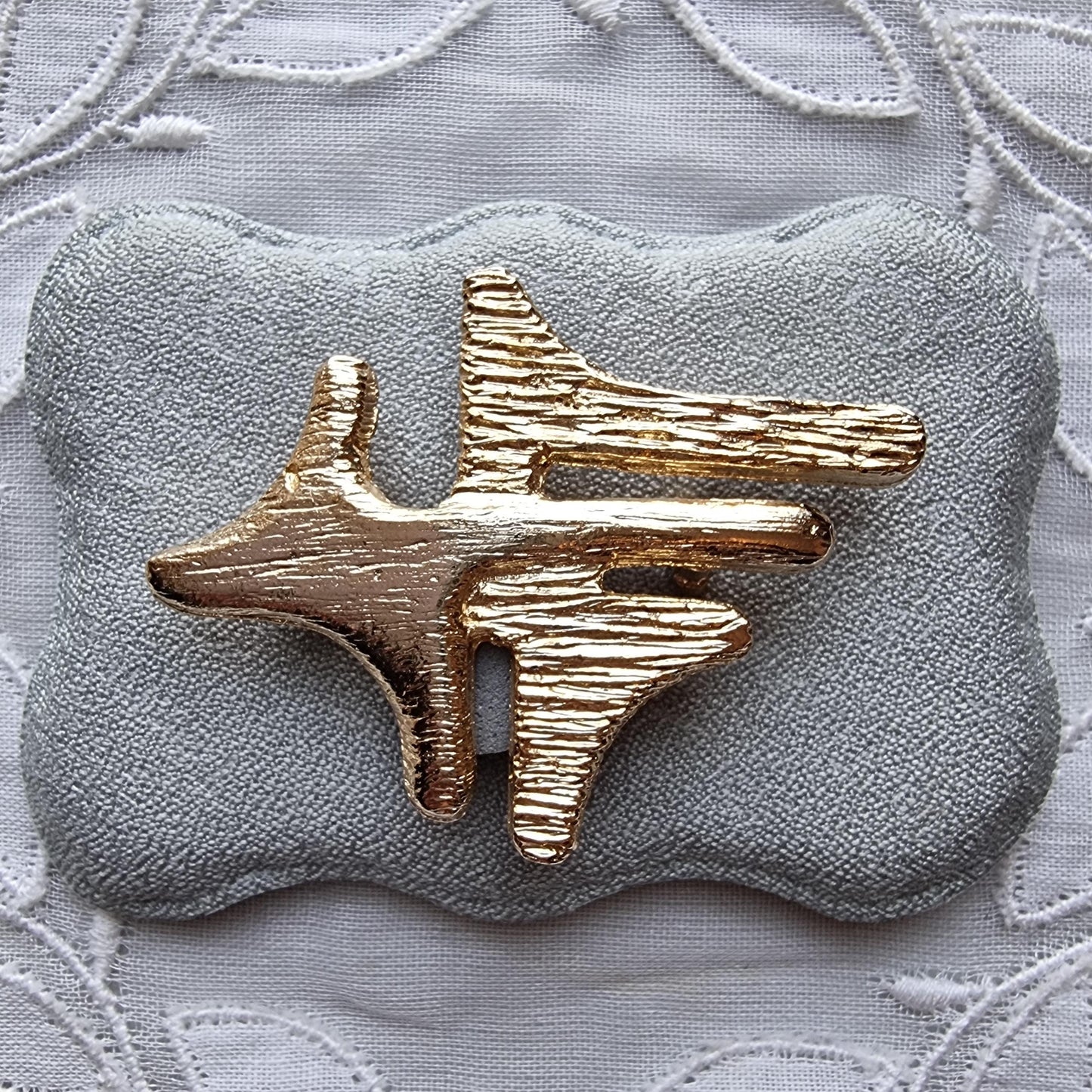 Brooch - Gold Abstract Contrast Texture Brooch