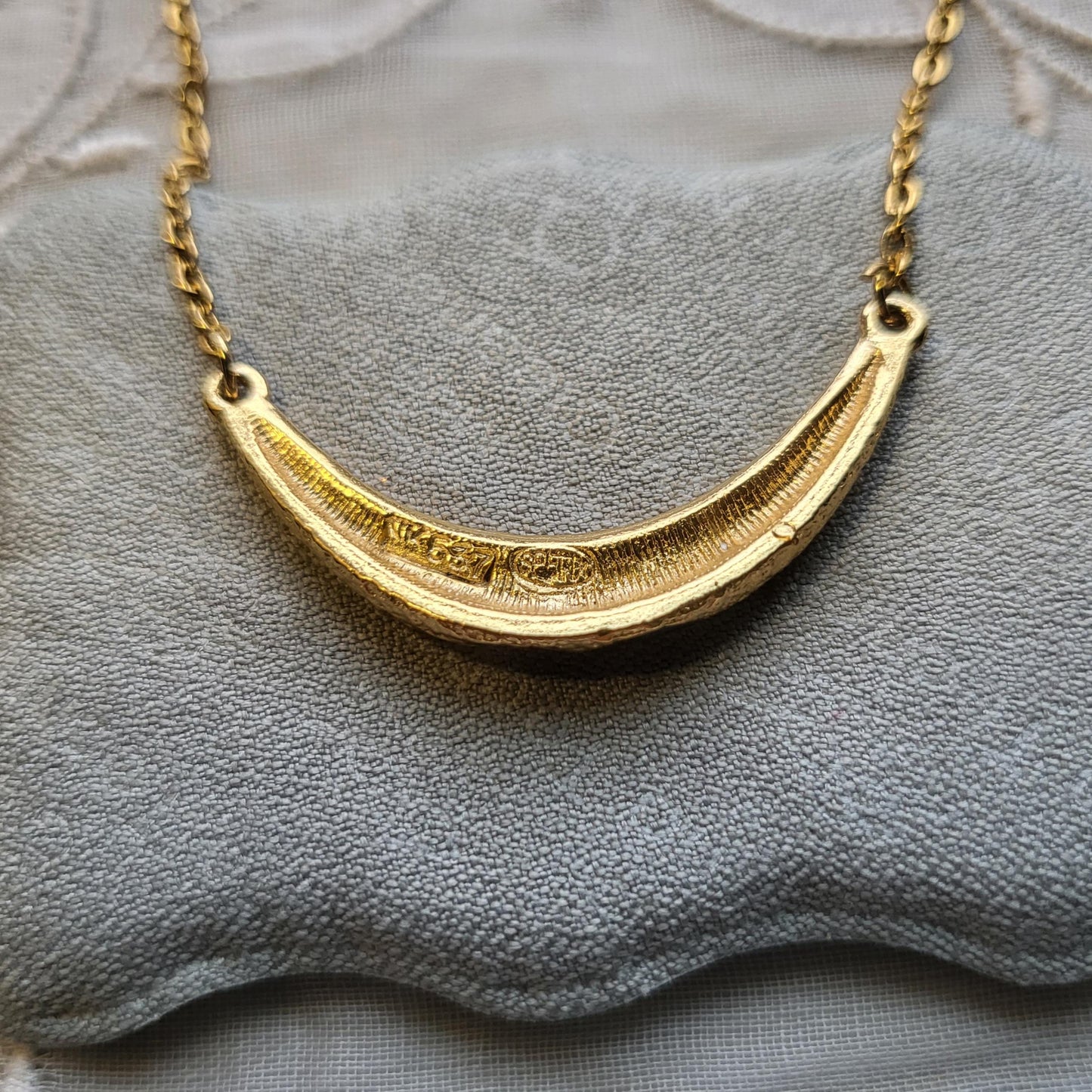 Necklace - Sphinx Blue and White Enamel Necklace