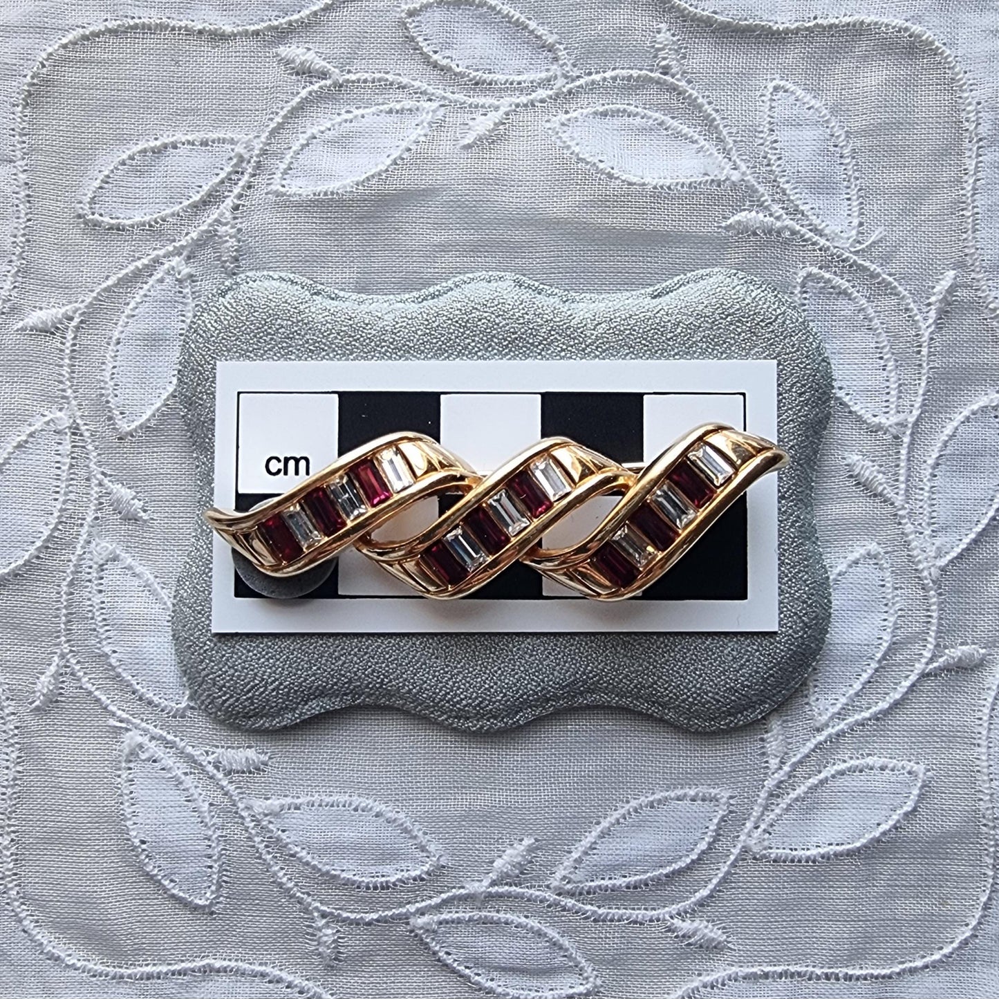 Brooch - Swarovski S.A.L. Black Enamel and Crystals Ribbon Bar Brooch