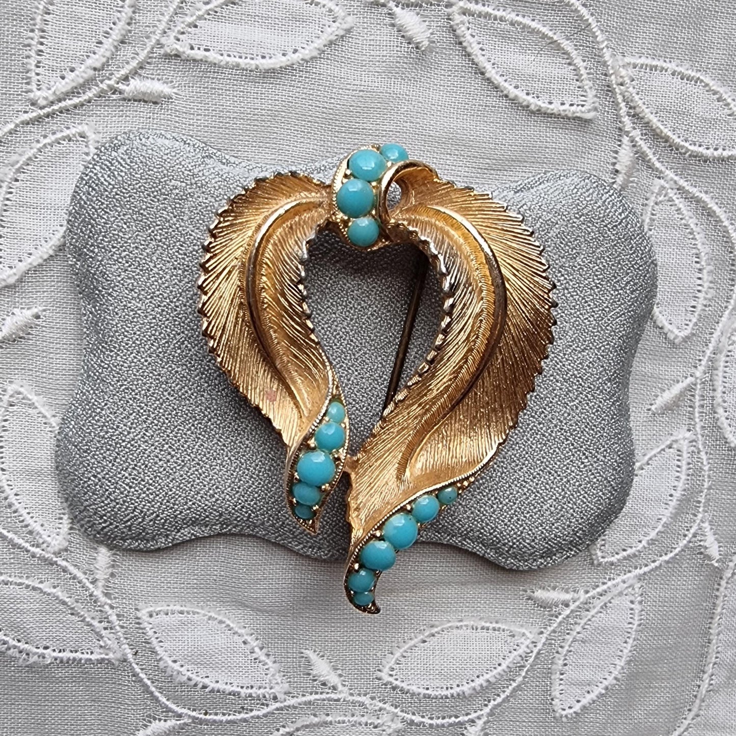 Brooch - Sphinx Gold Turquoise Leaf Brooch