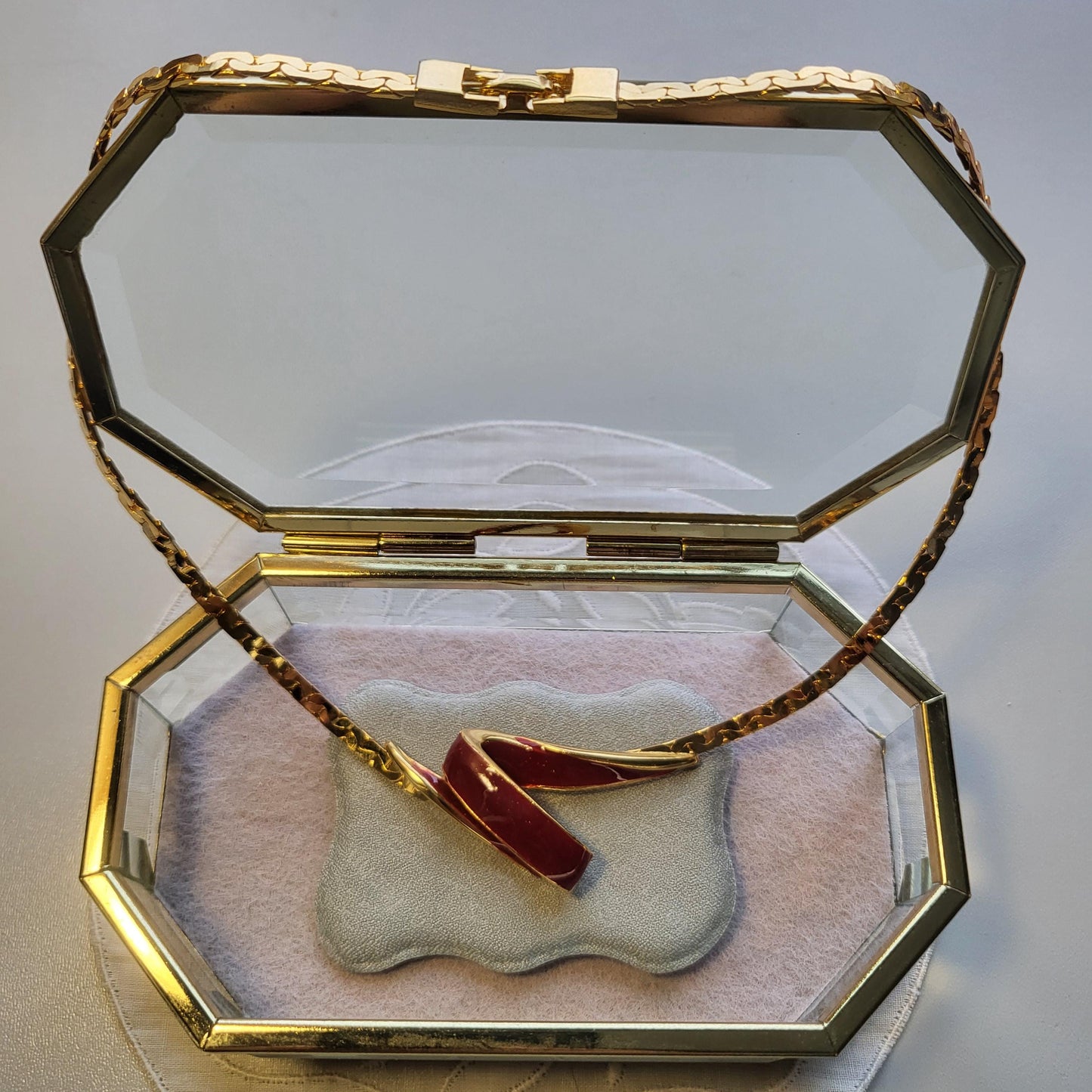 Necklace - Red Enamel Ribbon Chain Necklace