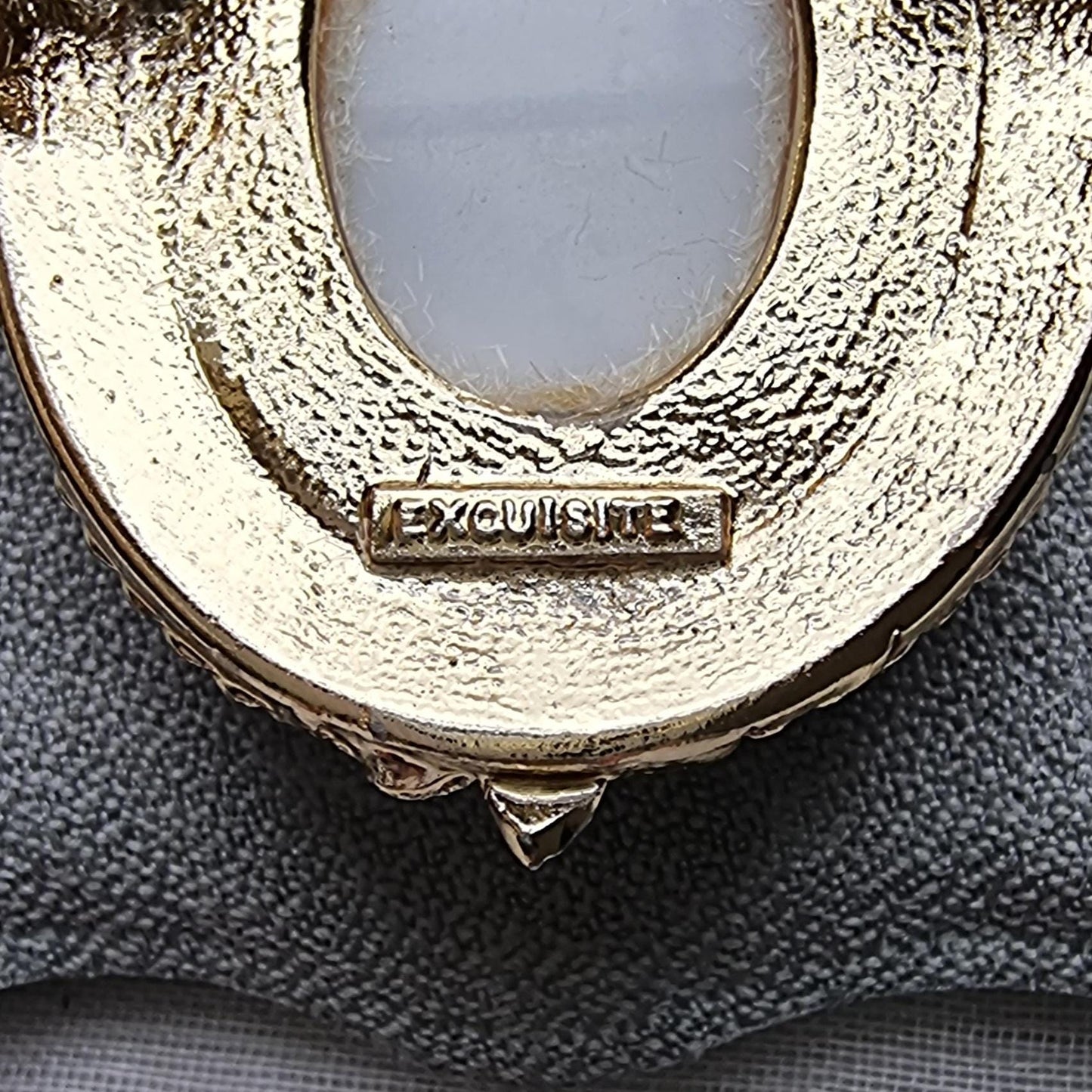 Brooch - Exquisite Red Enamel Frame Painting Brooch