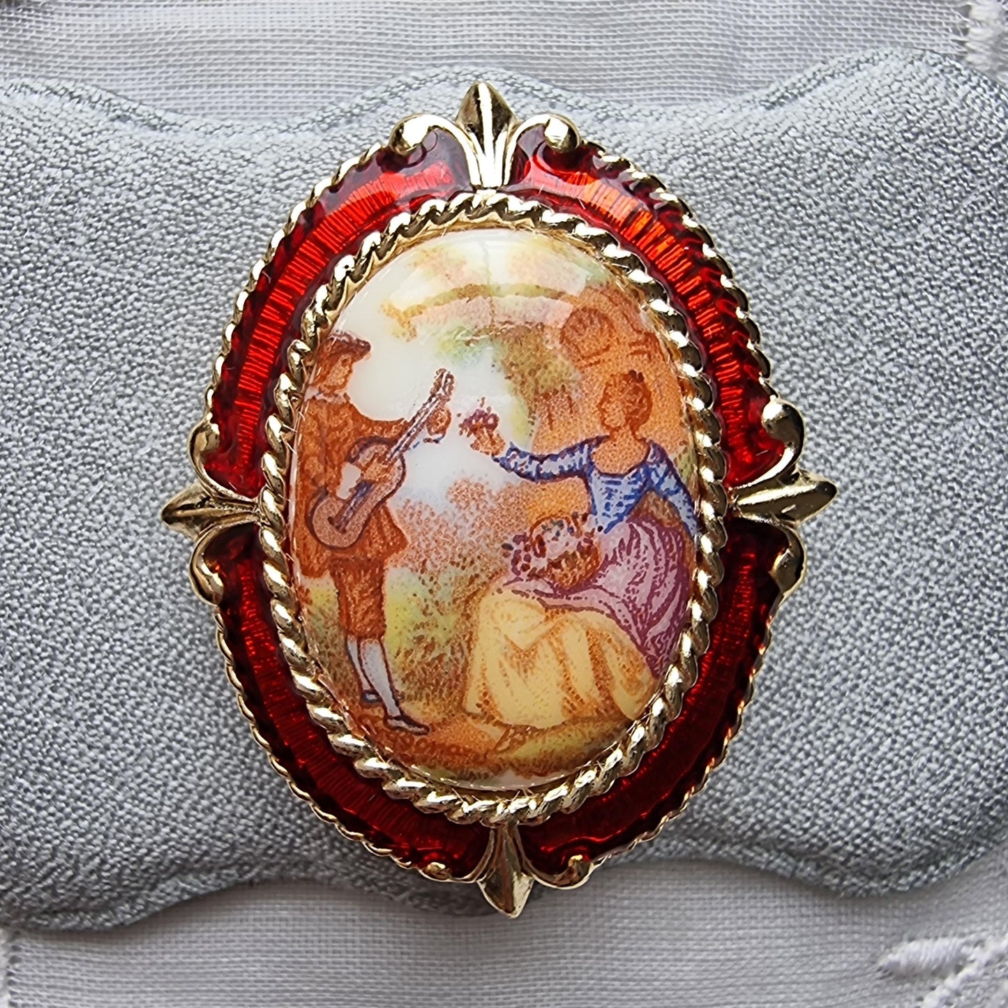 Brooch - Exquisite Red Enamel Frame Painting Brooch
