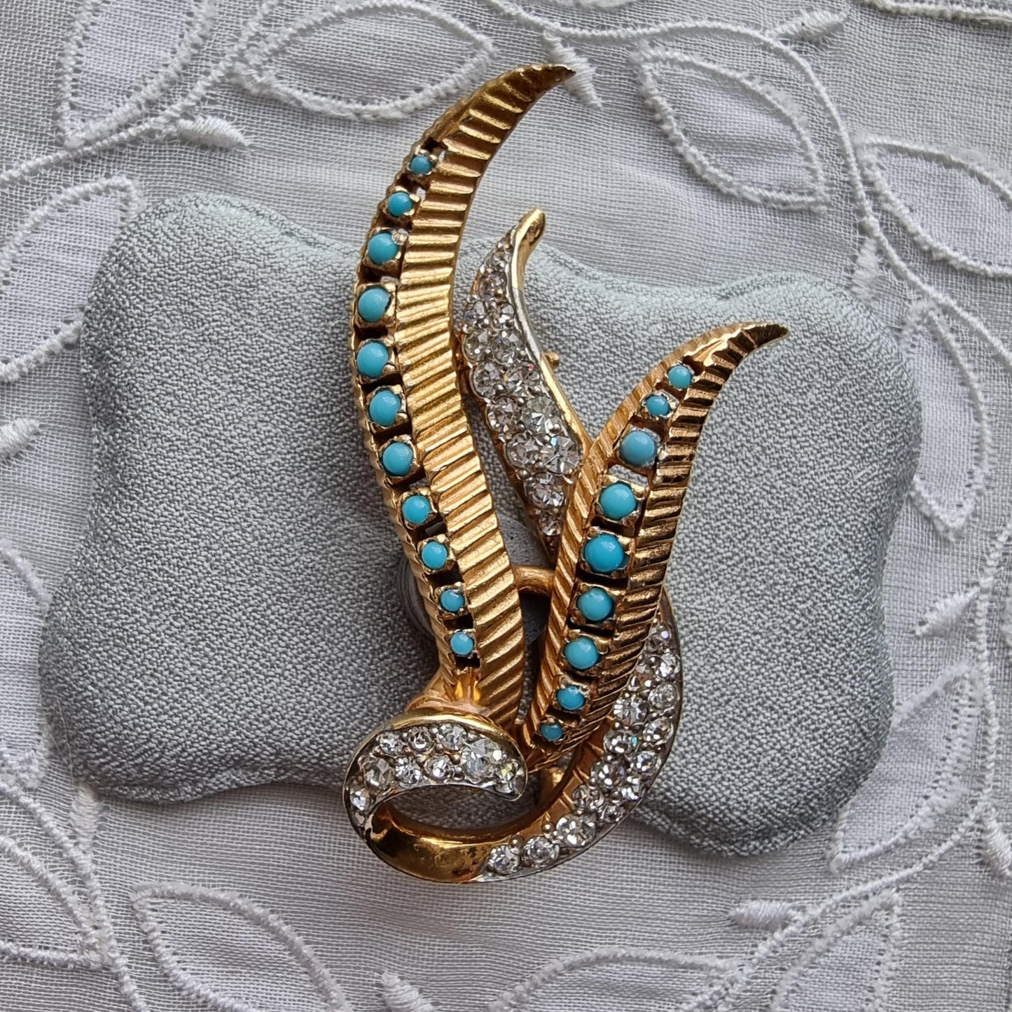 Brooch - Pearl Turquoise and Crystal Flower Brooch