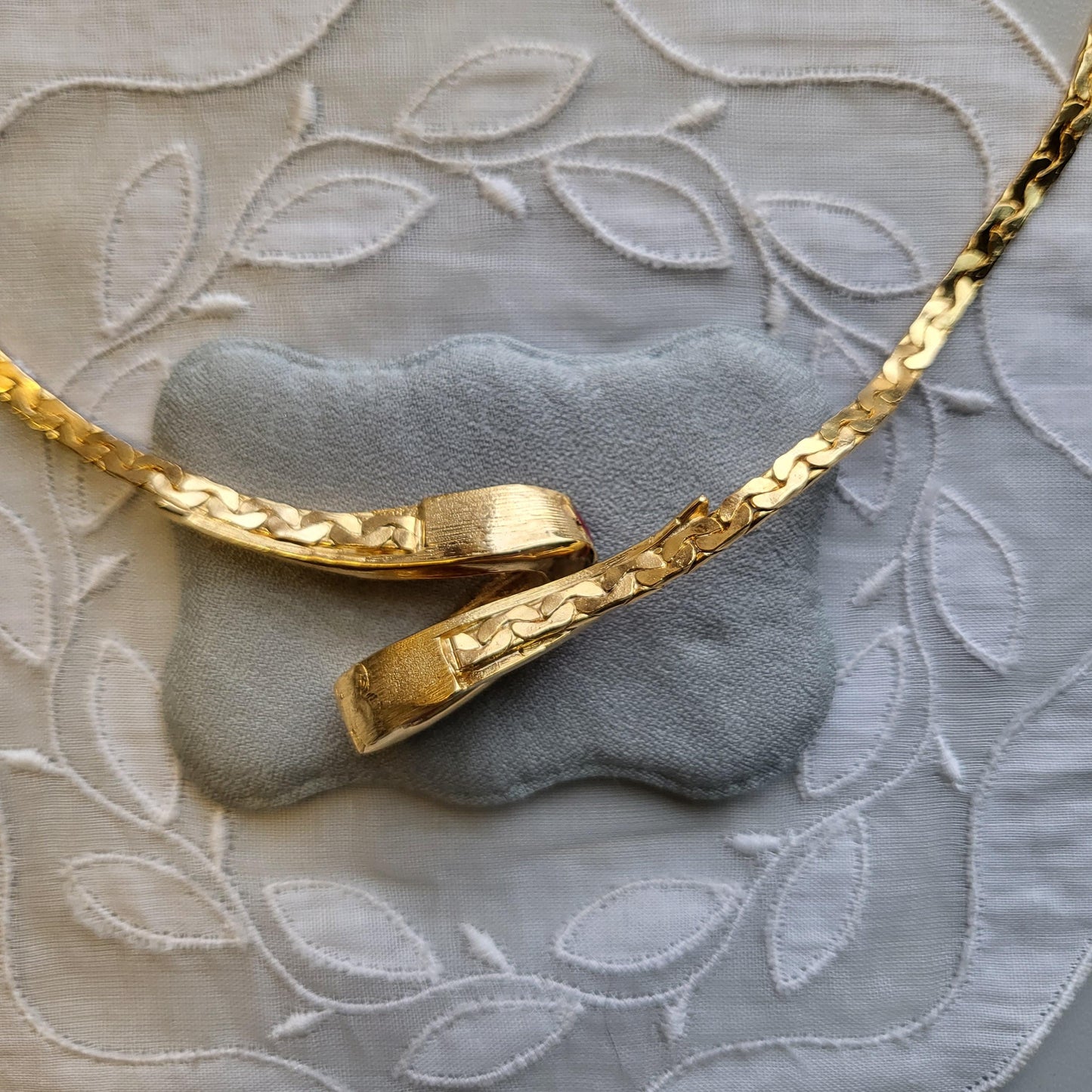 Necklace - Red Enamel Ribbon Chain Necklace