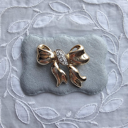 Brooch - Beatrix Jewellery Gold and Clear Crystals Bow Brooch