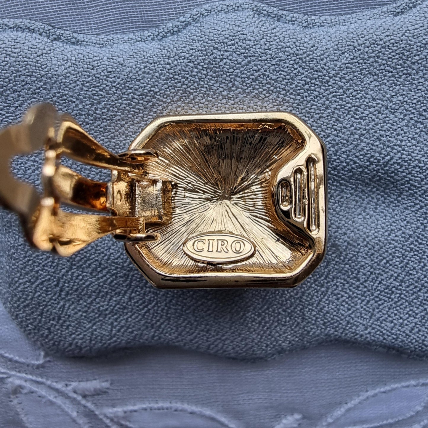 Clip on - Ciro Yellow Oval Cabochon Clip On Earrings