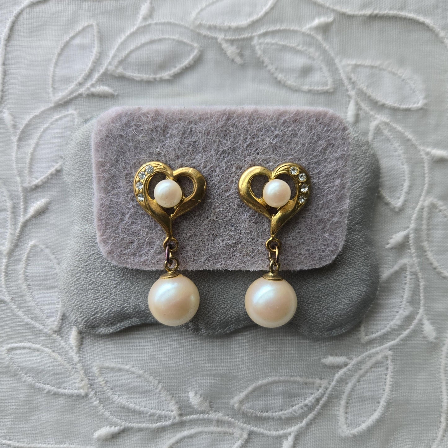 Posts - Pearl and Crystals Heart Drop Earrings