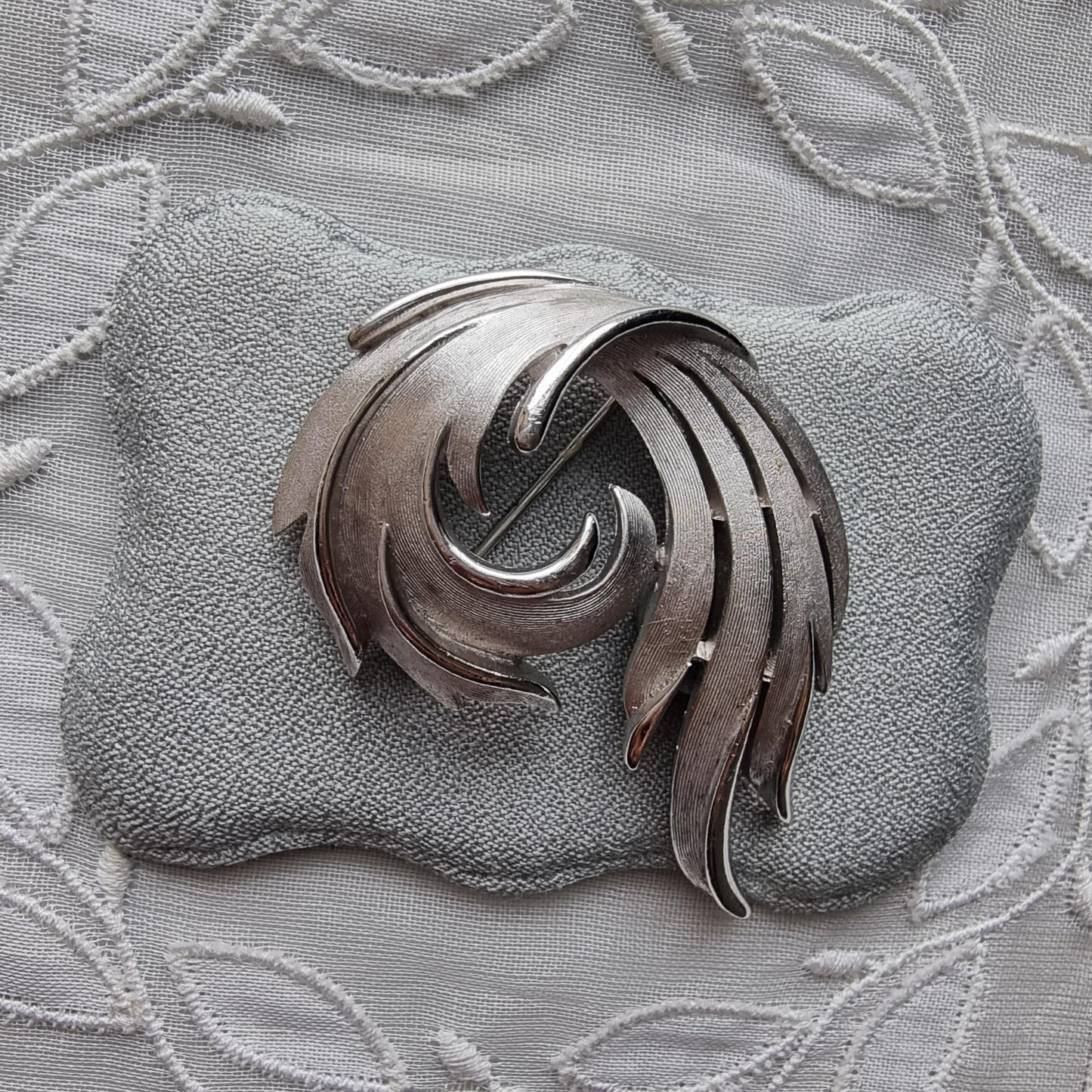 Brooch - Trifari Textured Silver Tone Swirl Brooch