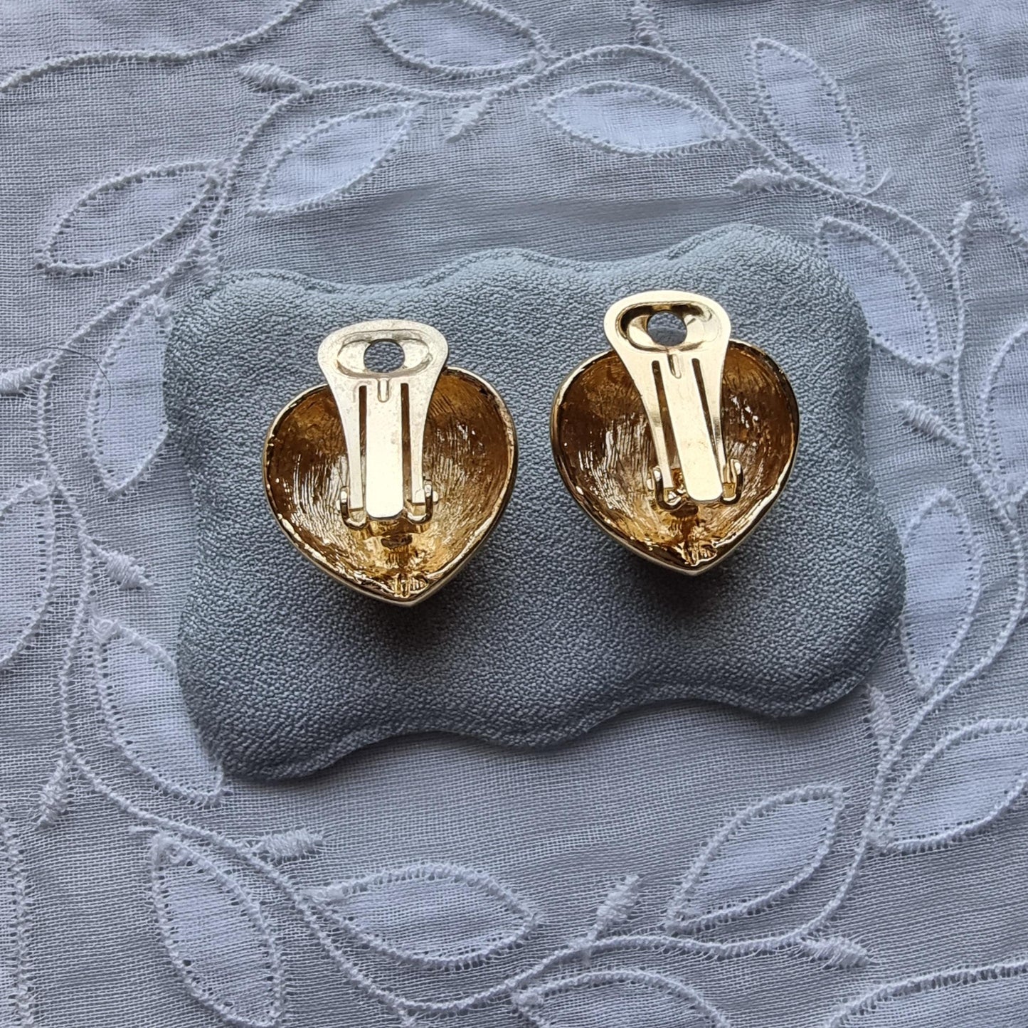 Clip on - Seed Pearl Cluster Heart Clip on Earrings