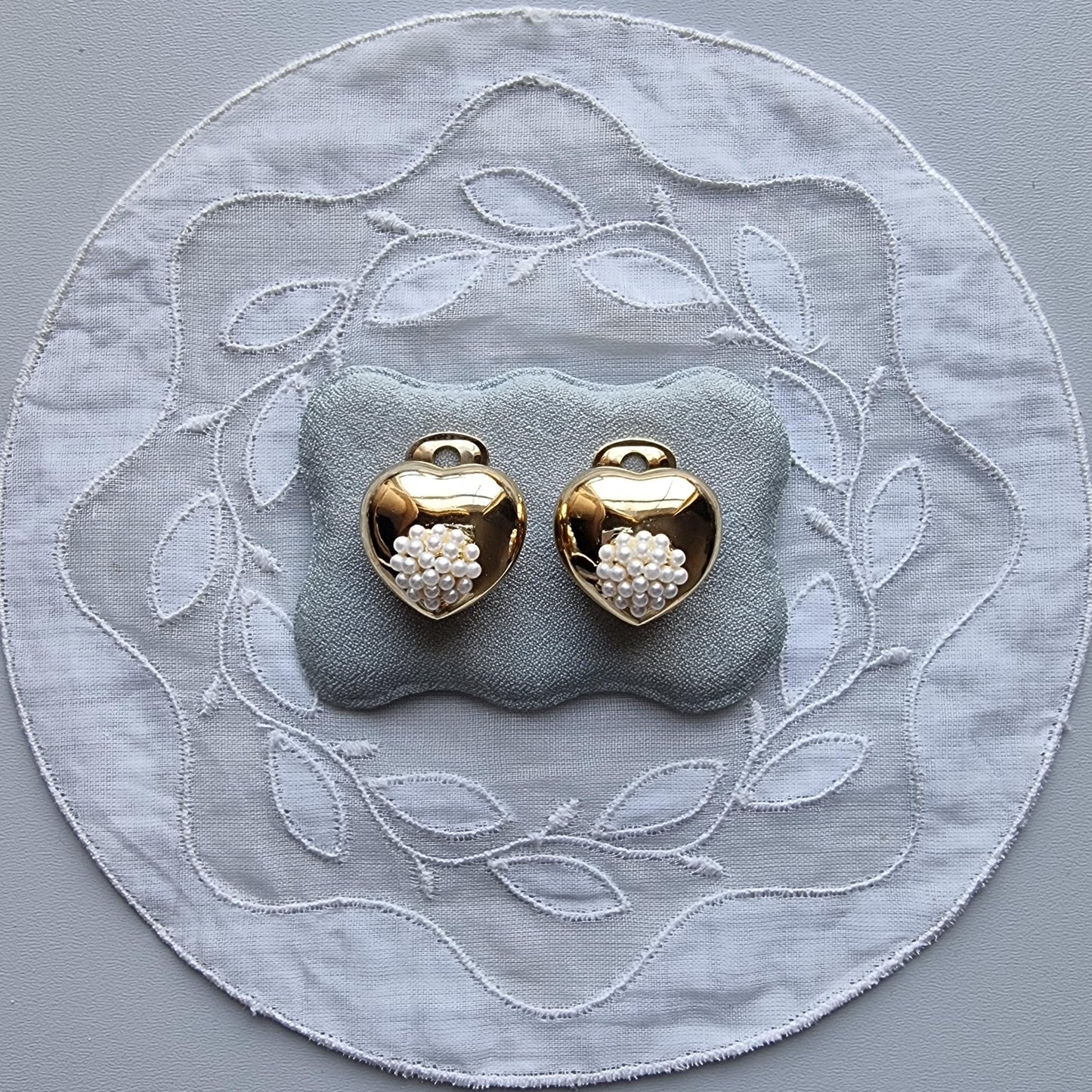 Clip on - Seed Pearl Cluster Heart Clip on Earrings