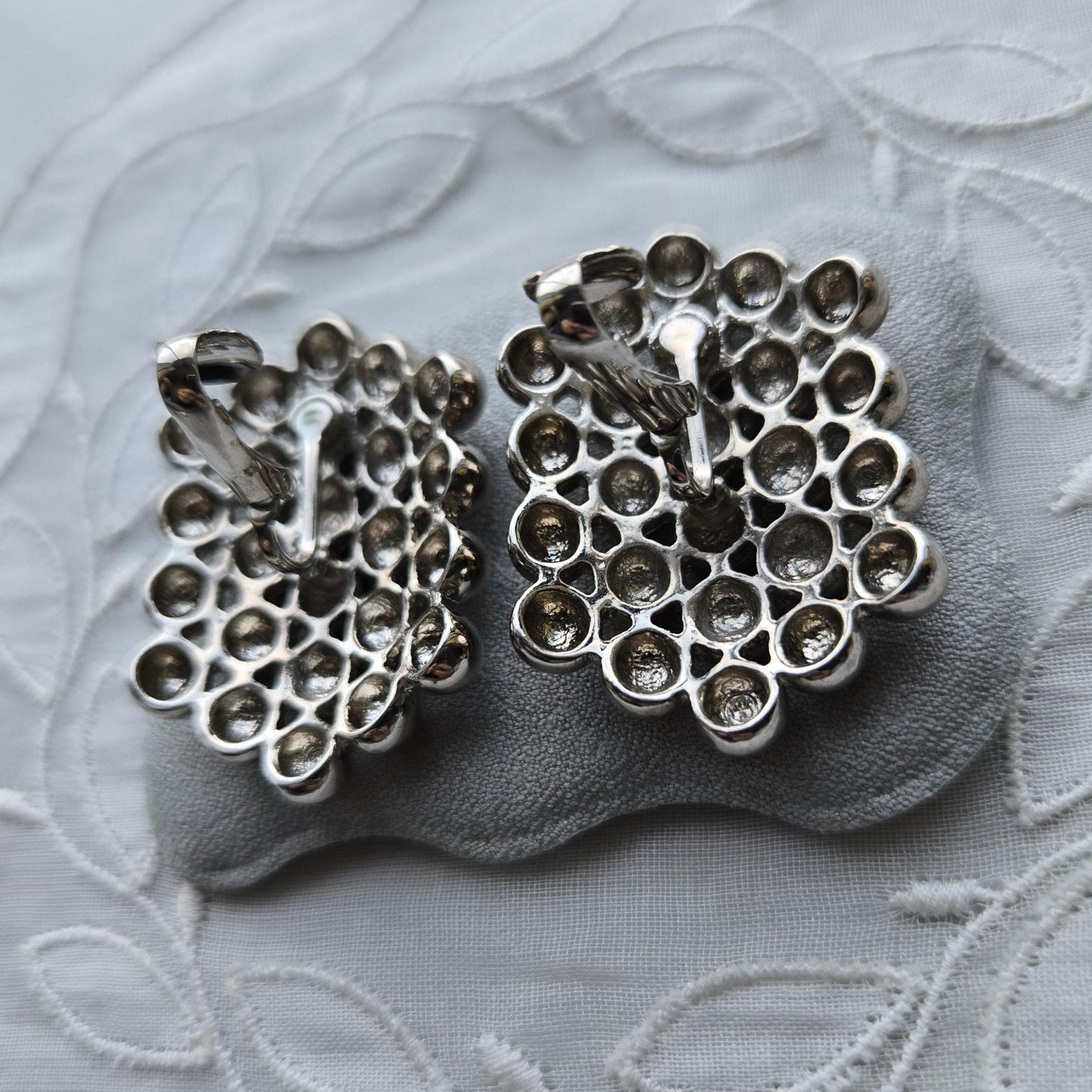 Clip on - Silver Tone Beads Beehive Clip On Earrings