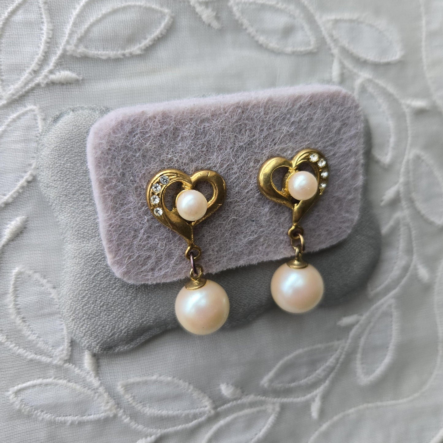 Posts - Pearl and Crystals Heart Drop Earrings