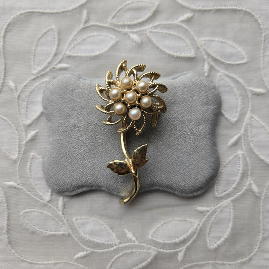 Brooch - Faux Pearl Flower Stem Brooch