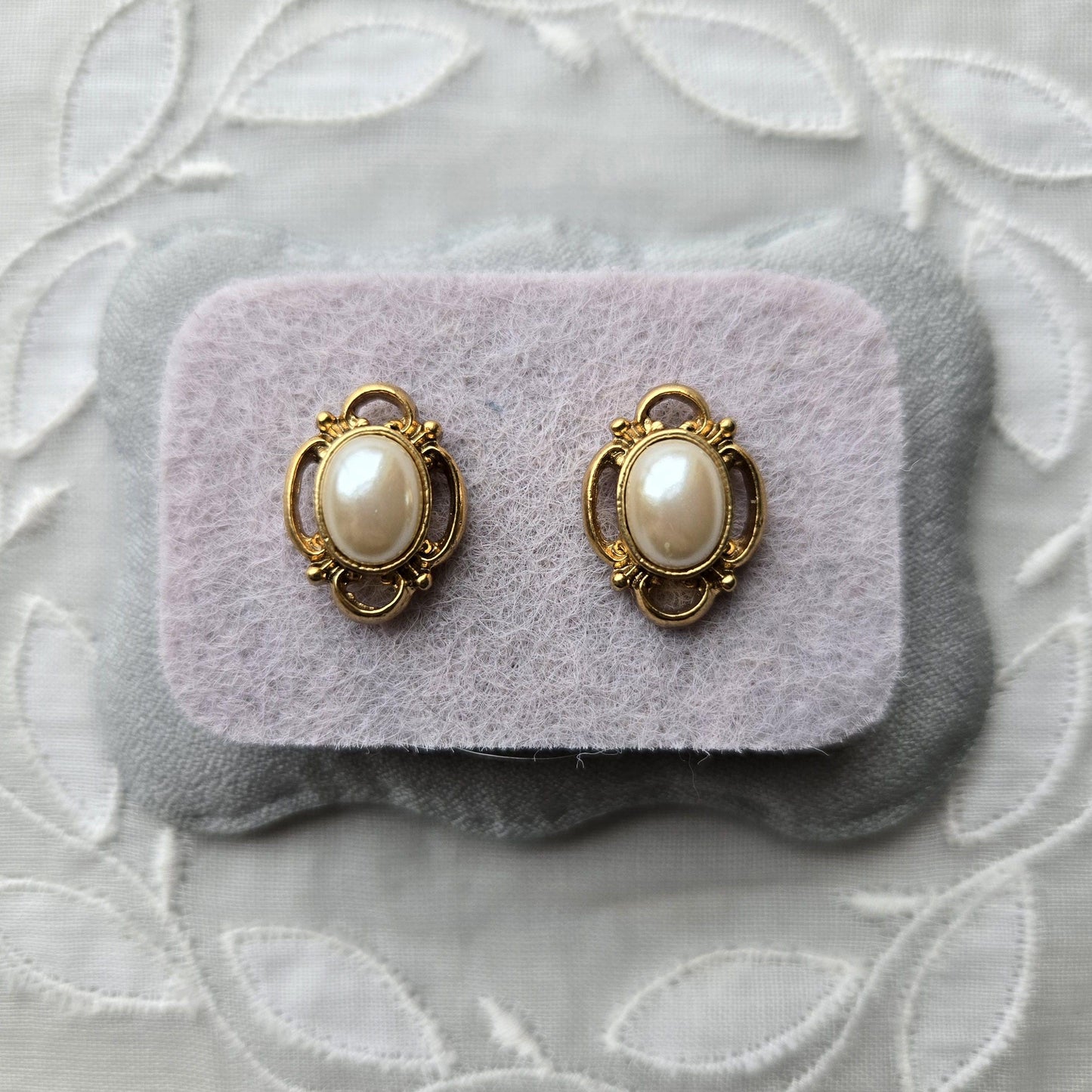 Posts - Small Oval Pearl Stud Earrings