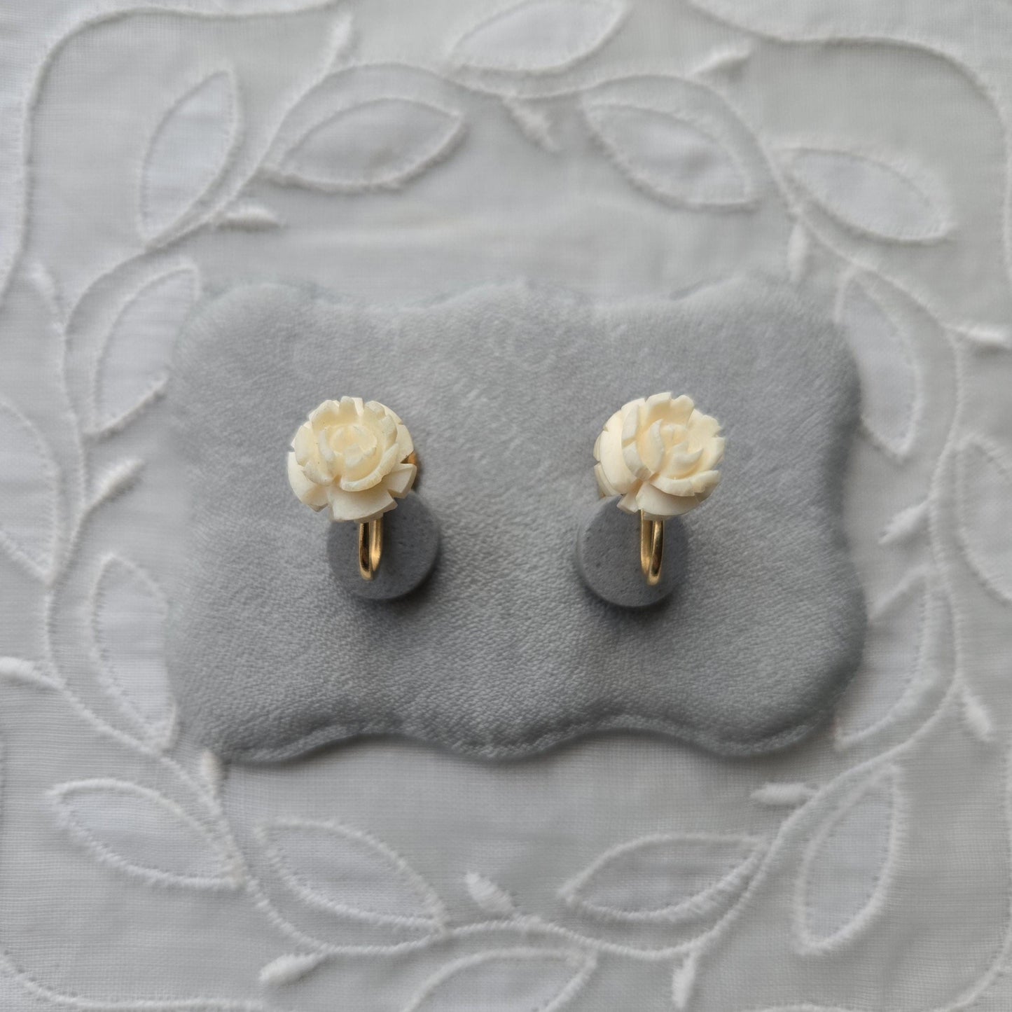 Clip on - Carved Bone White Rose Clip On Earrings
