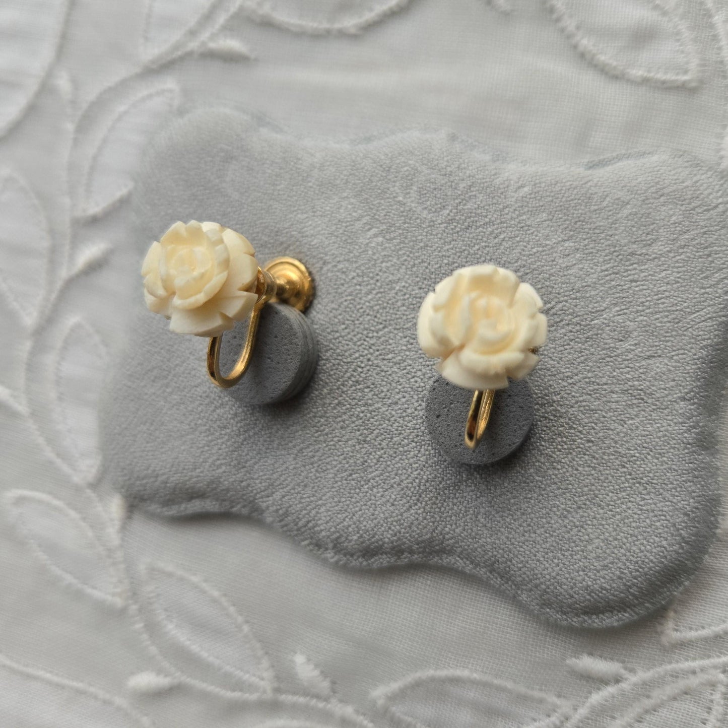 Clip on - Carved Bone White Rose Clip On Earrings