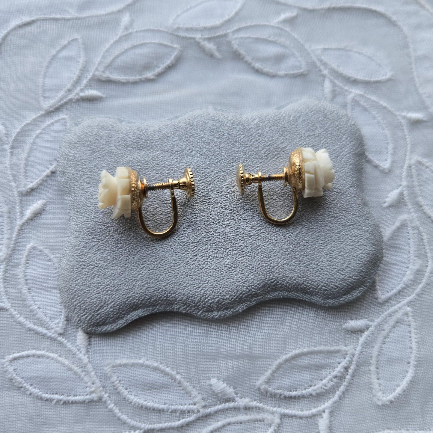 Clip on - Carved Bone White Rose Clip On Earrings