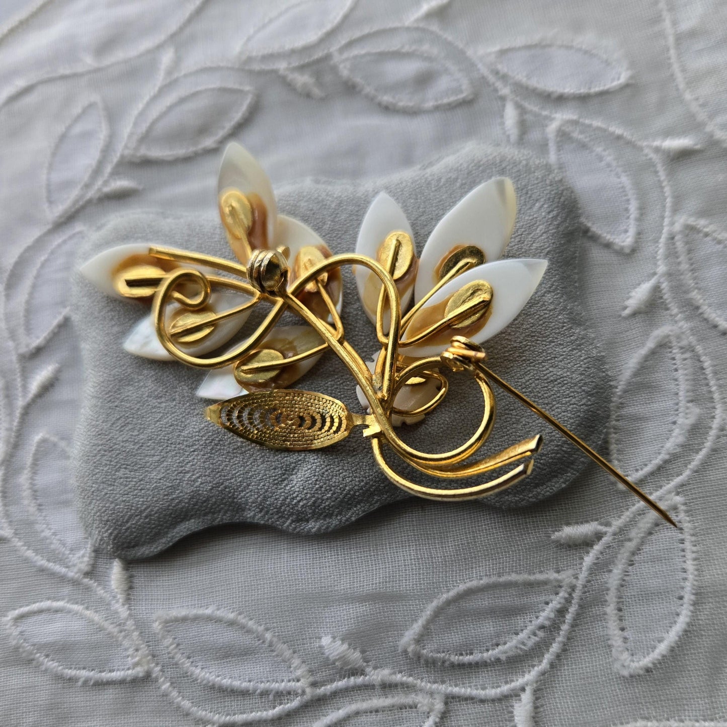 Brooch - Mother of Pearl Leafy Branch Brooch