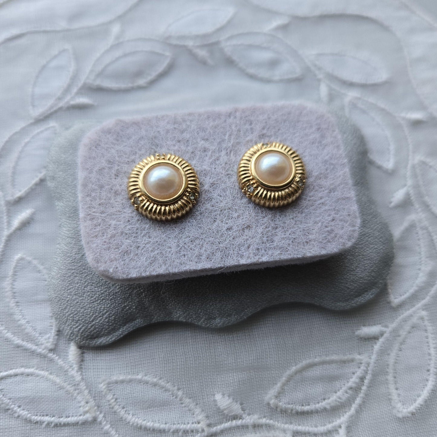 Posts - Small Pearl and Crystals Dome Stud Earrings