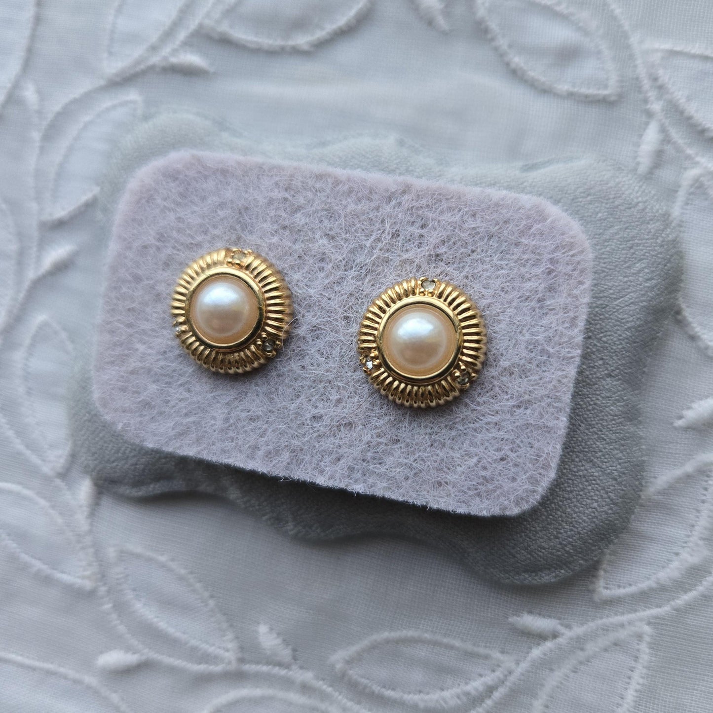Posts - Small Pearl and Crystals Dome Stud Earrings