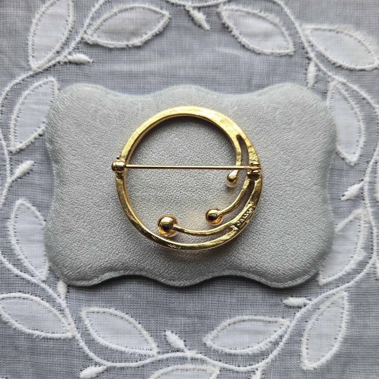 Brooch - Monet Pearl Wreath Brooch