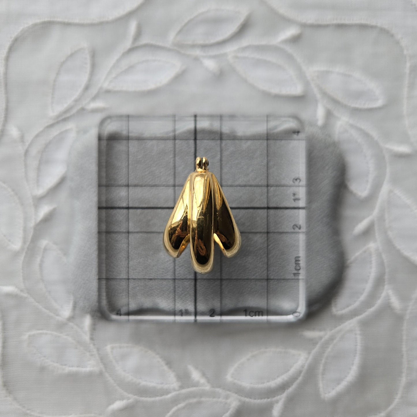 Posts - Gold Split Hoop Earrings