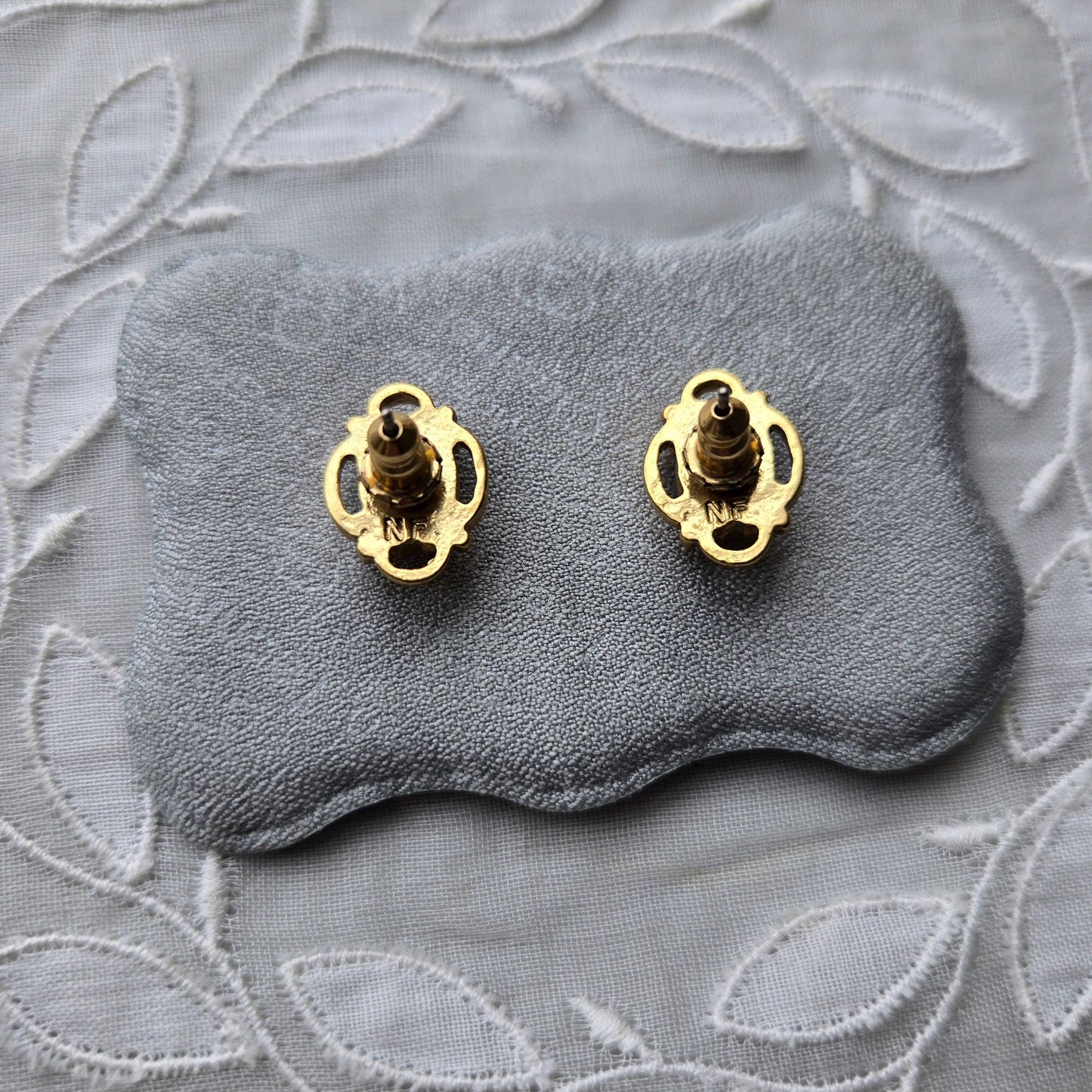 Posts - Small Oval Pearl Stud Earrings