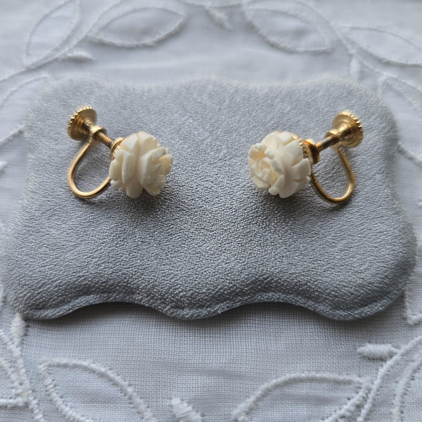 Clip on - Carved Bone White Rose Clip On Earrings