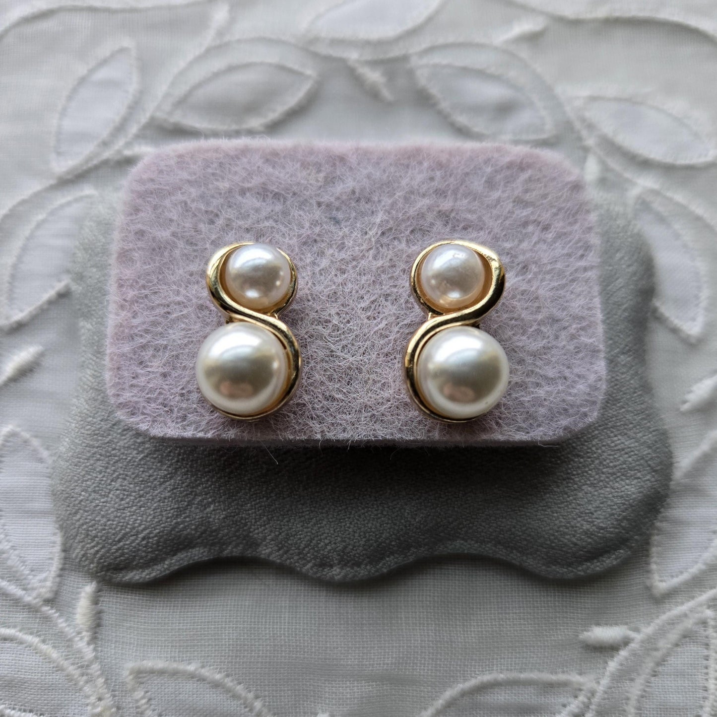 Posts - Double Pearl Gold Swirl Stud Earrings