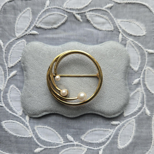 Brooch - Monet Pearl Wreath Brooch