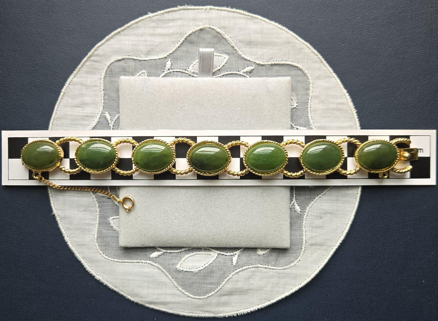 Bracelet - Gold Nephrite Jade/Serpentine Oval Link Bracelet