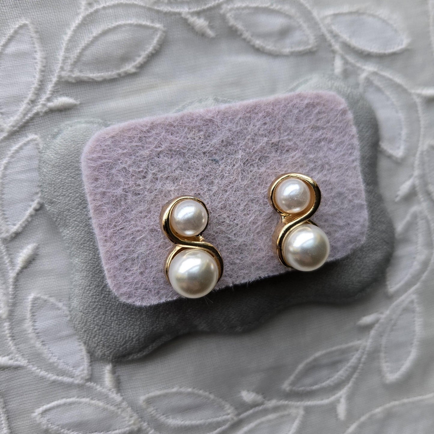 Posts - Double Pearl Gold Swirl Stud Earrings